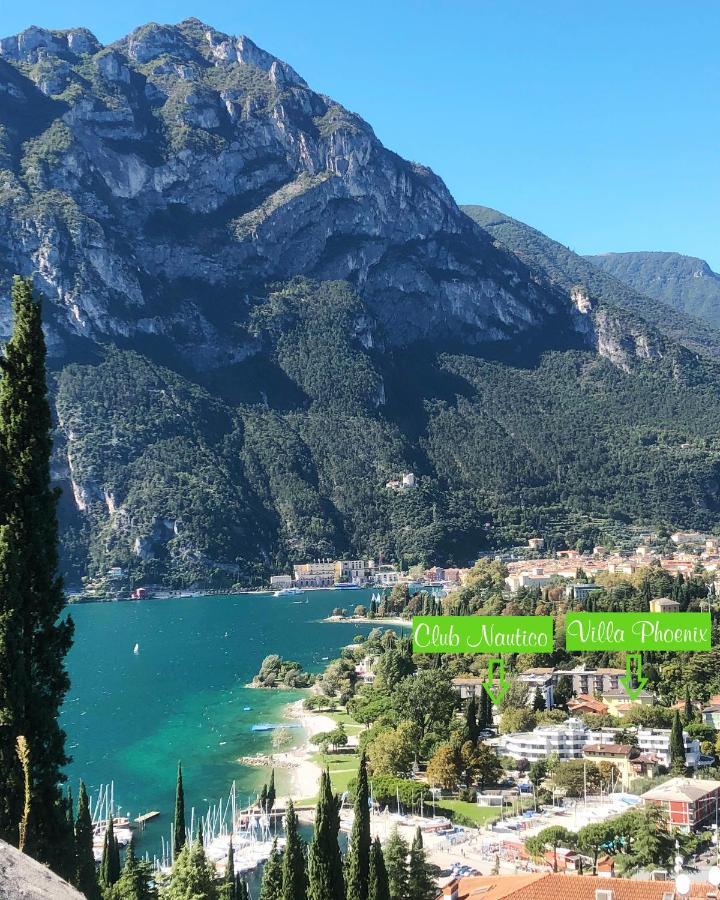 Villa Phoenix - Lake Apartments Riva del Garda Buitenkant foto