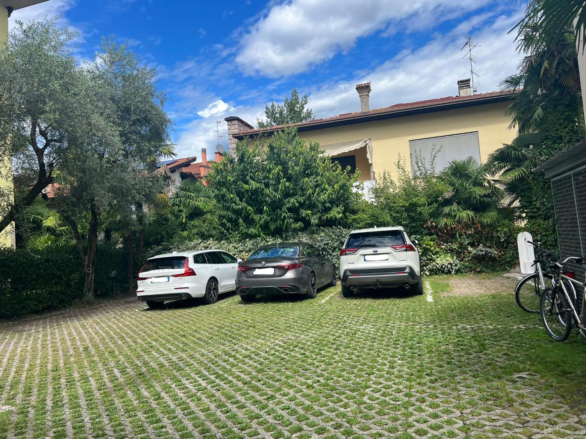 Villa Phoenix - Lake Apartments Riva del Garda Buitenkant foto