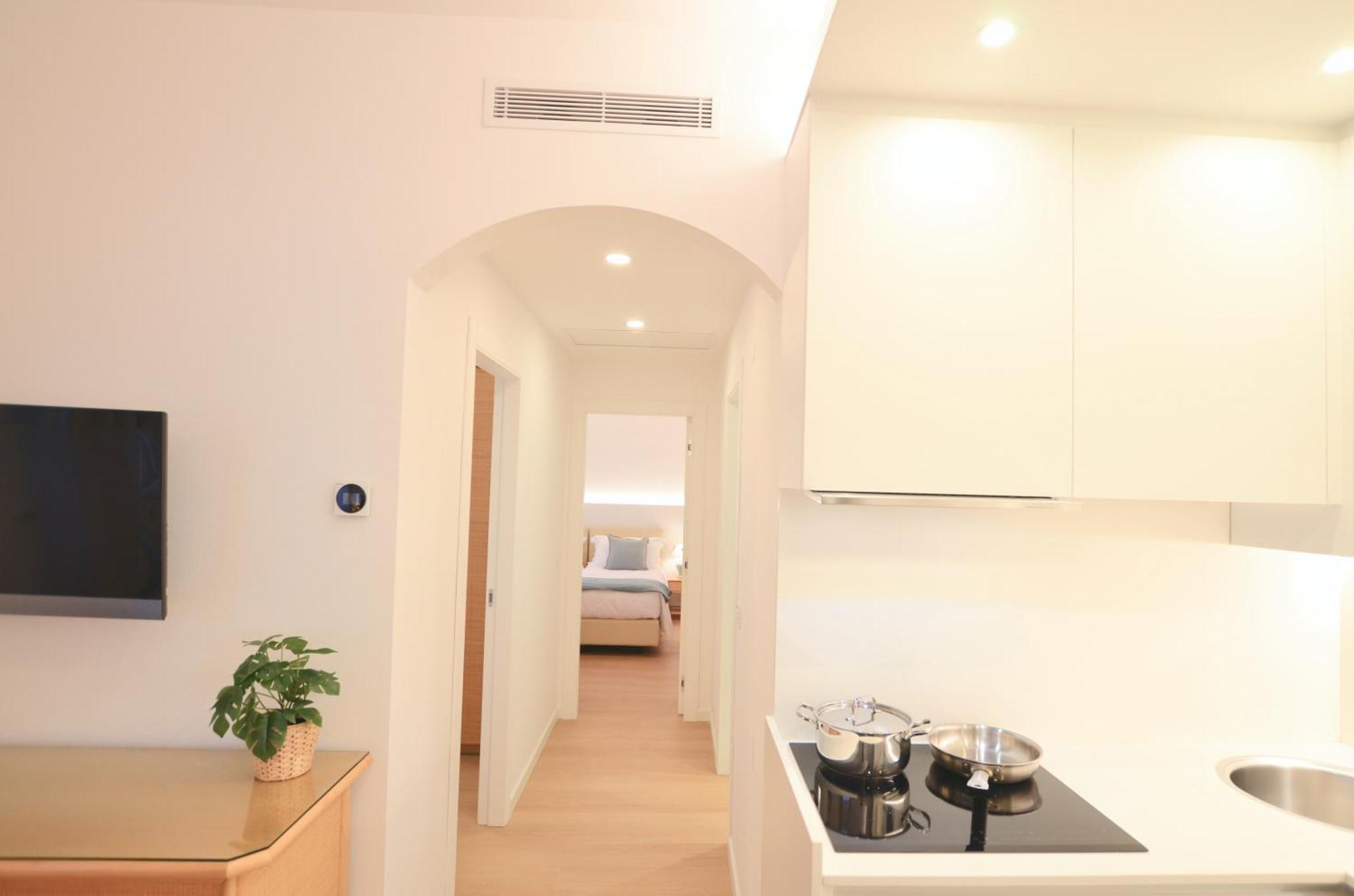 Villa Phoenix - Lake Apartments Riva del Garda Buitenkant foto