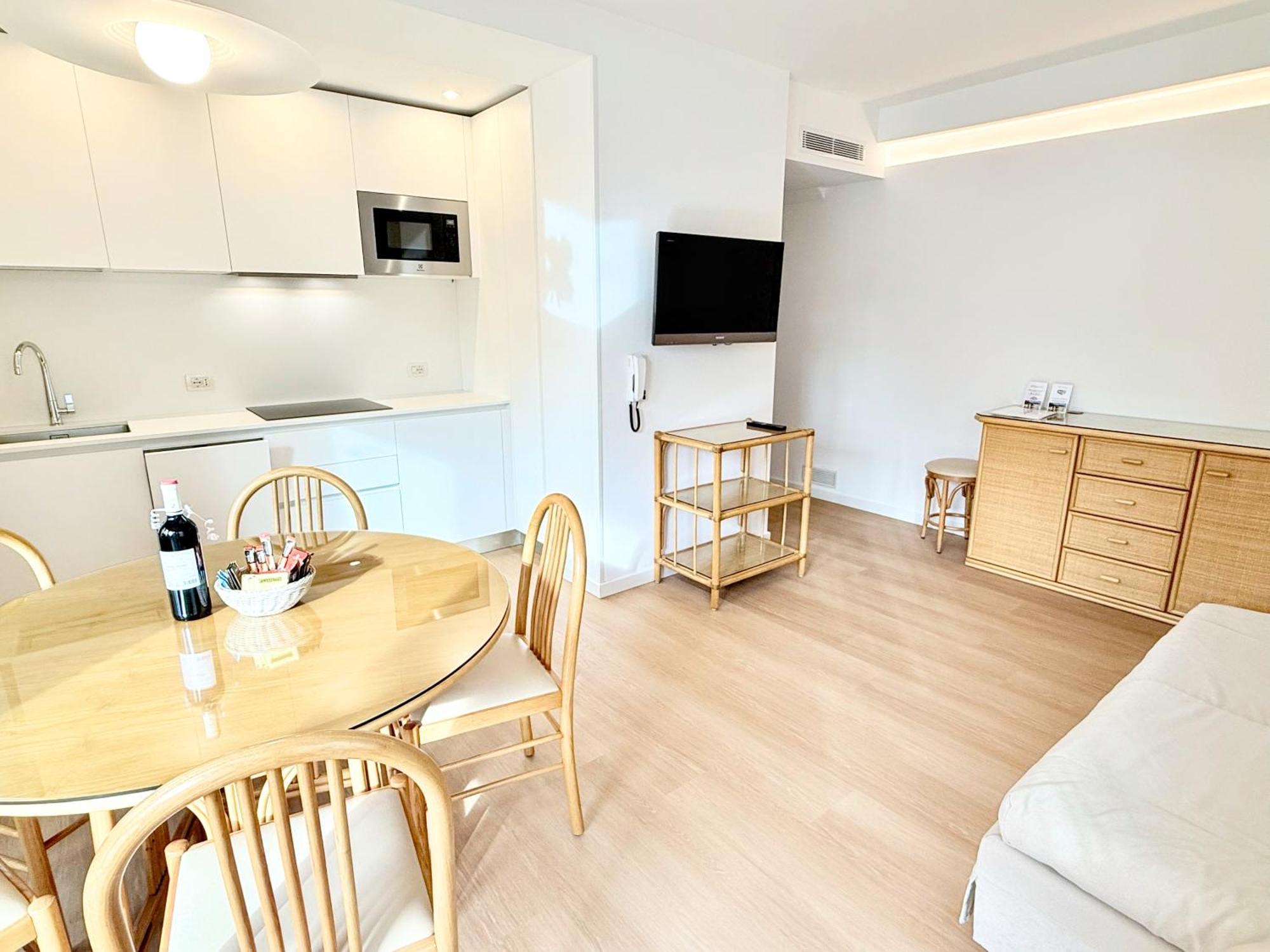 Villa Phoenix - Lake Apartments Riva del Garda Kamer foto